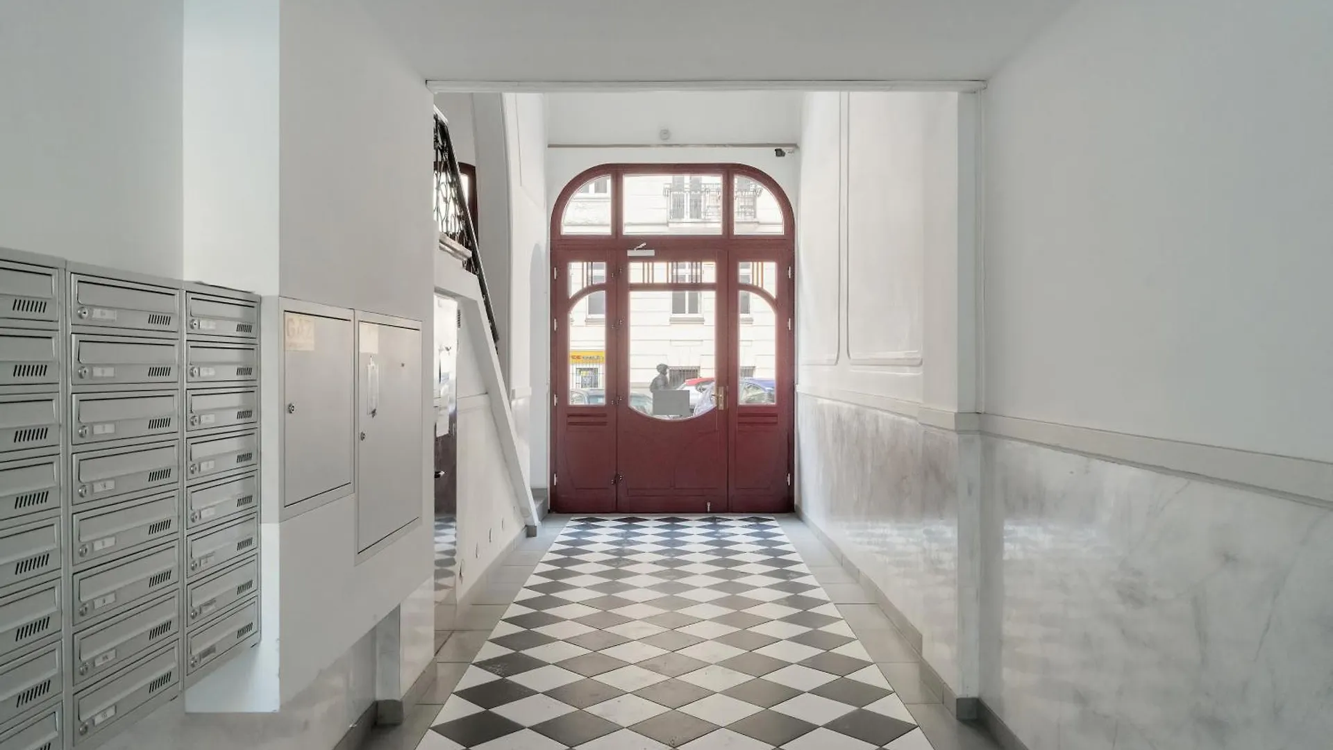 Przytulne Studio Very Berry W Centrum Poznania By Noclegi Renters Apartment Poznan