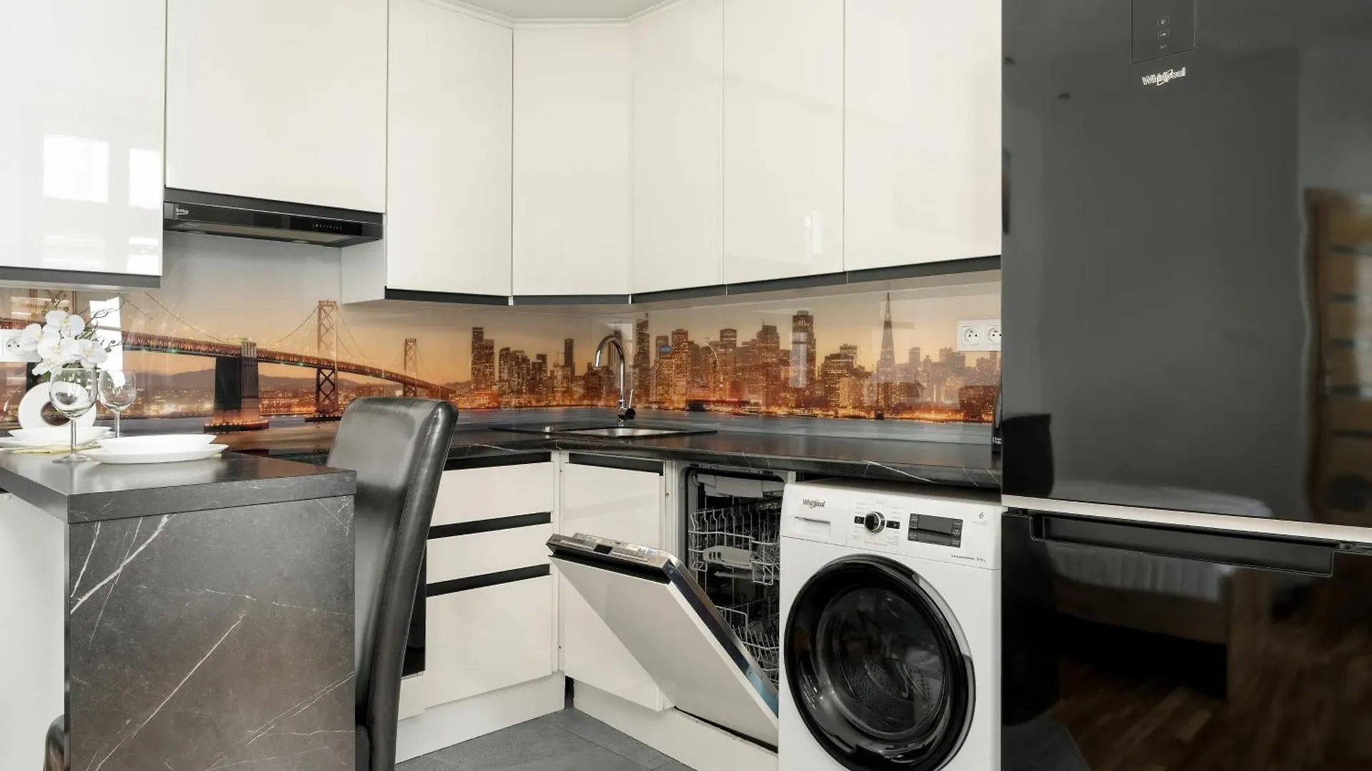 Przytulne Studio Very Berry W Centrum Poznania By Noclegi Renters Apartment